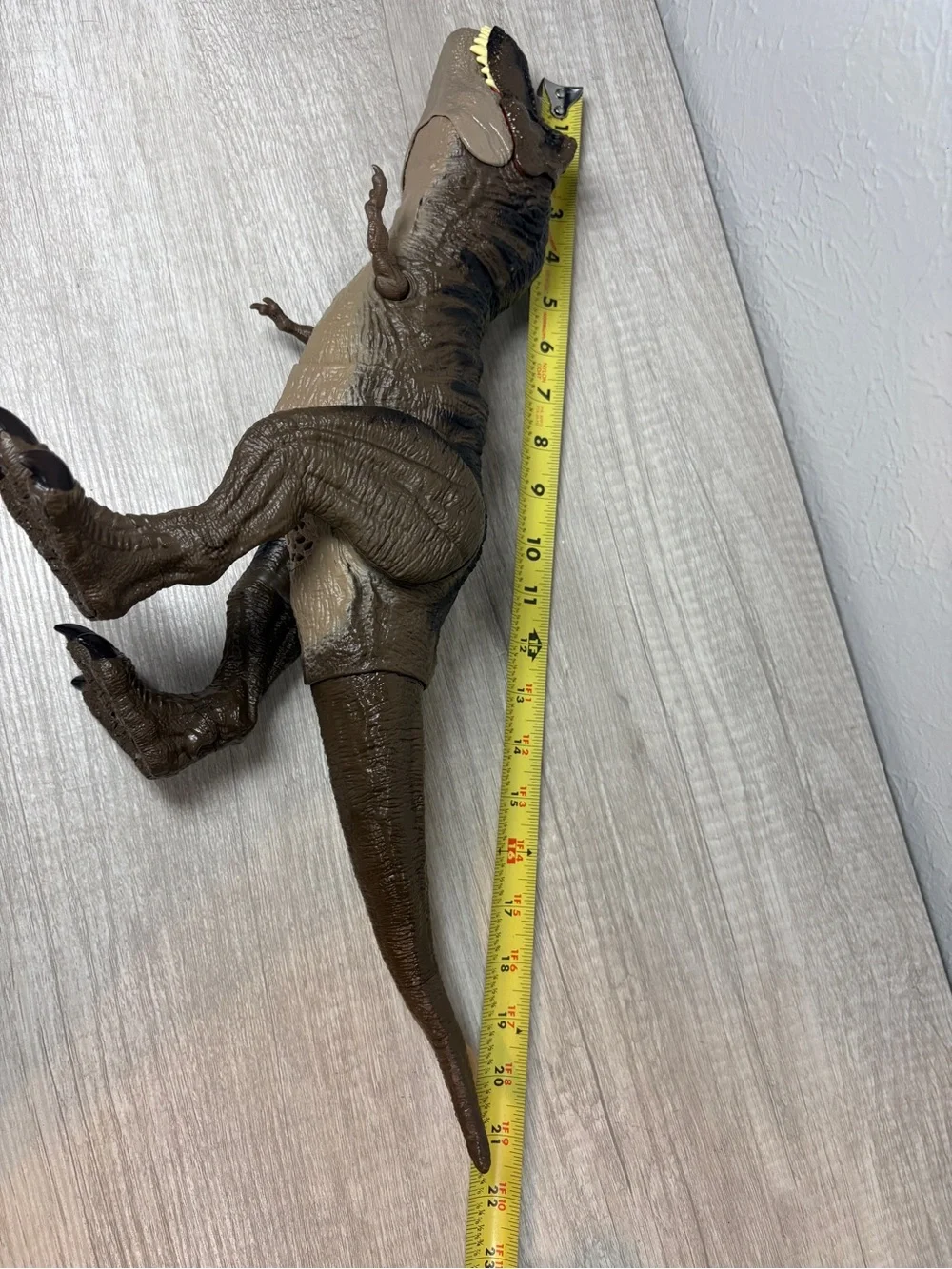 Jurassic World Thrash 'N Devour T-Rex Mattel Dinosaur Figure WORKING